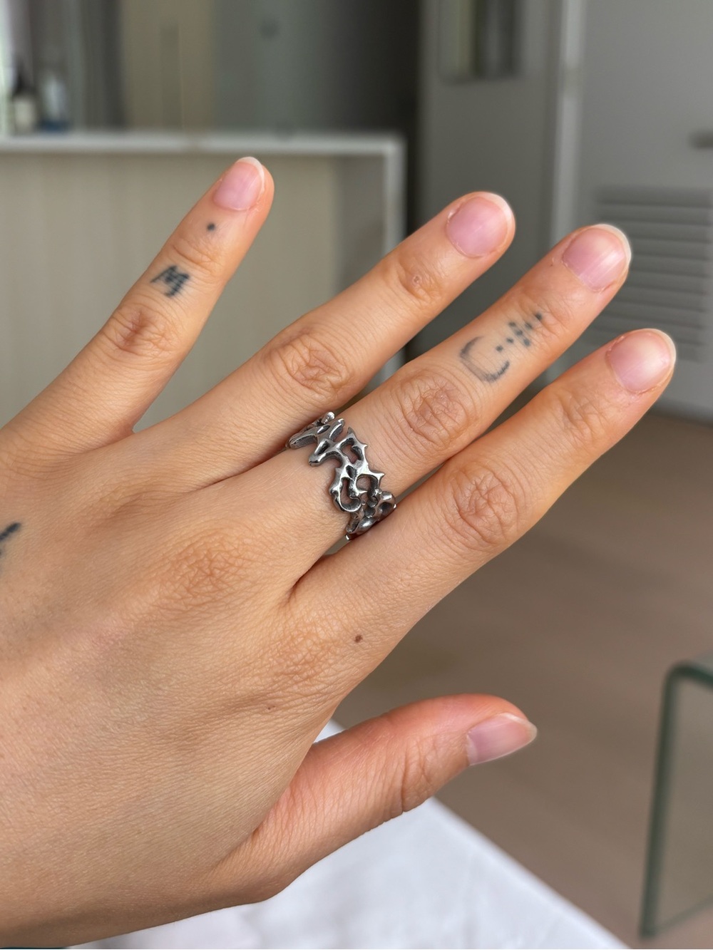 Sterling Silver Gothic Link Ring - Silver